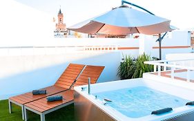 Downtown Duplex With Jacuzzi & Private Terrace
